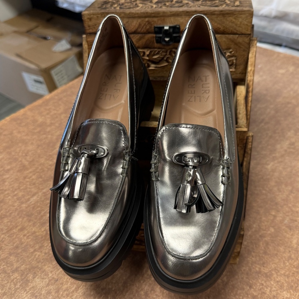Naturalizer Nieves Women's Loafers Size 6M